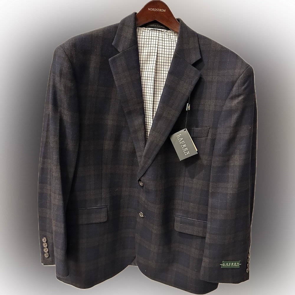 Ralph Lauren Sports Coat. Size 44L